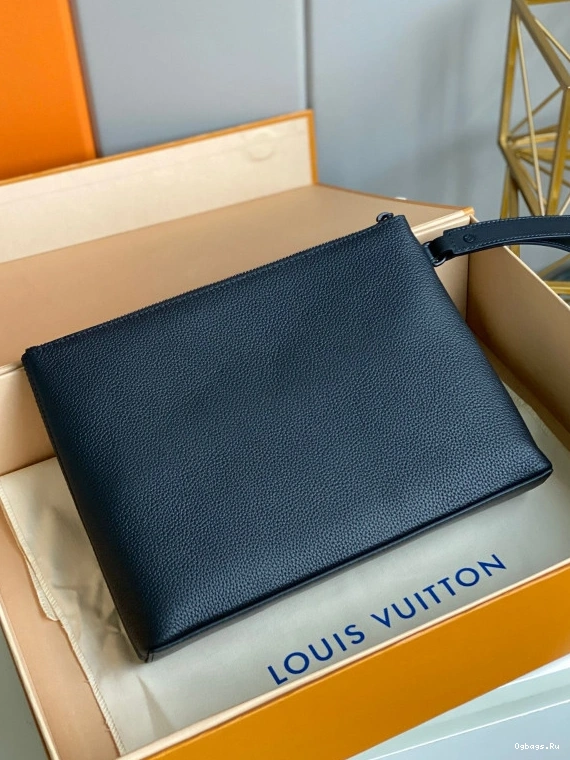POUCH IPAD LOUIS VUITTON 0122